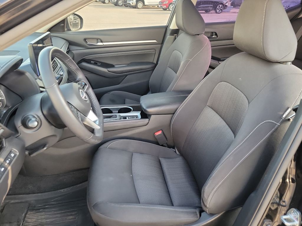 Thumbnail: 2023 Nissan Altima - 11