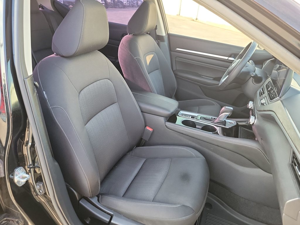 Thumbnail: 2023 Nissan Altima - 12