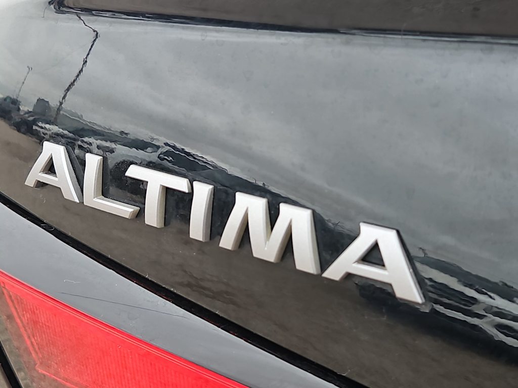 2025 Nissan Altima SV - Photo 24