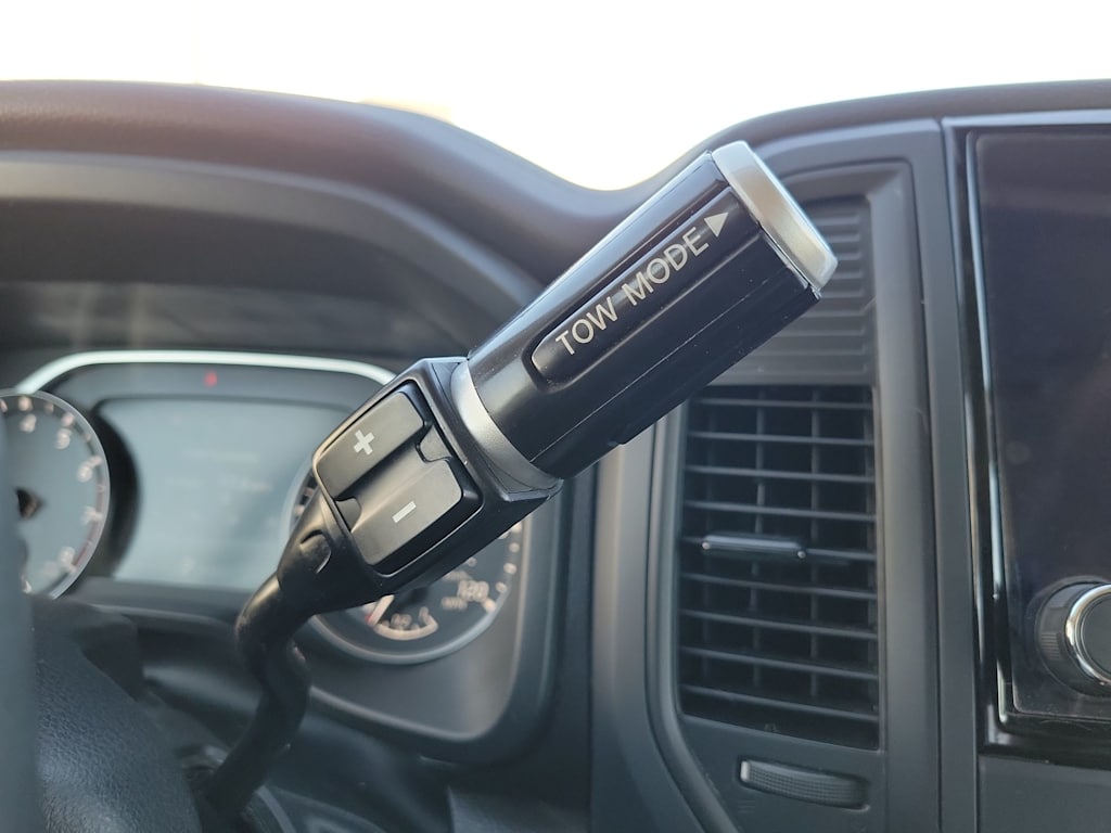 Thumbnail: 2024 Nissan Titan - 27