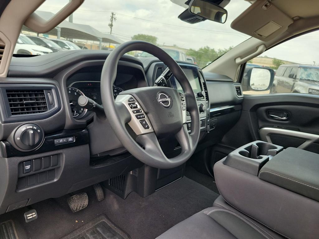 Thumbnail: 2023 Nissan Titan - 2