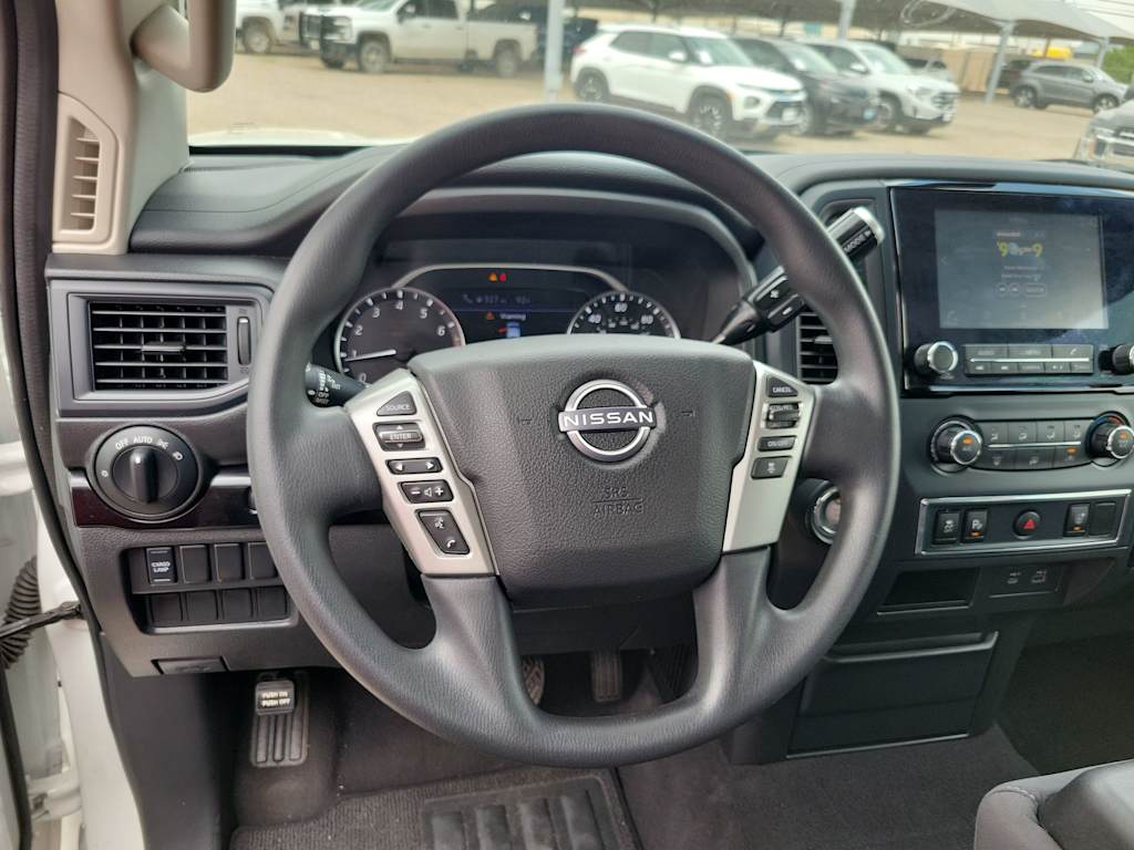 Thumbnail: 2023 Nissan Titan - 14