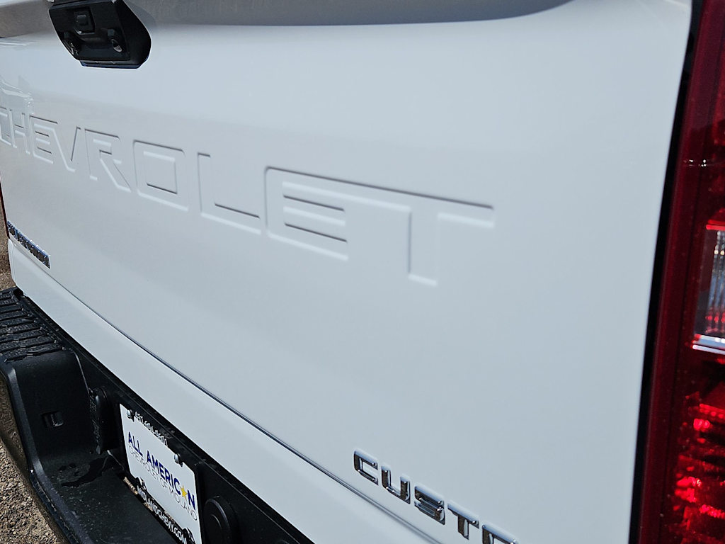 Thumbnail: 2026 Chevrolet Silverado 2500 - 25