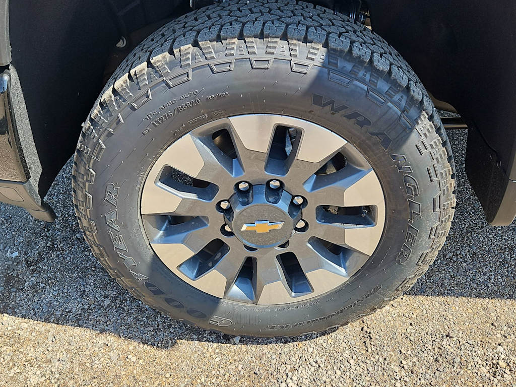 Thumbnail: 2026 Chevrolet Silverado 2500 - 7