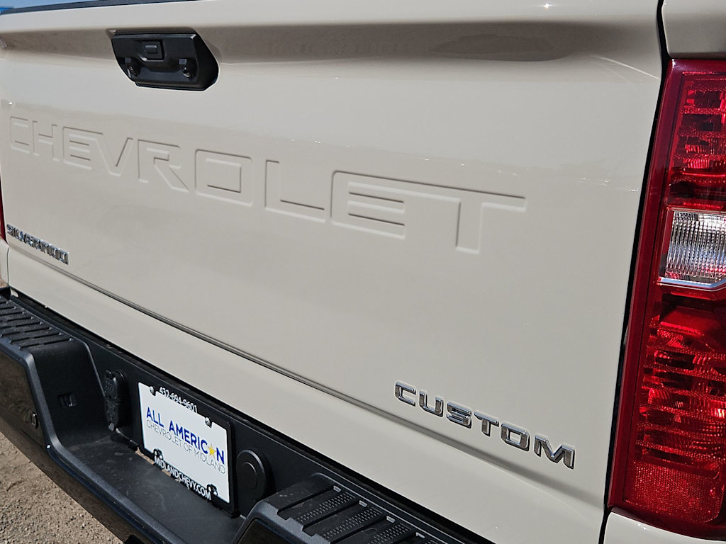 Thumbnail: 2026 Chevrolet Silverado 2500 - 25