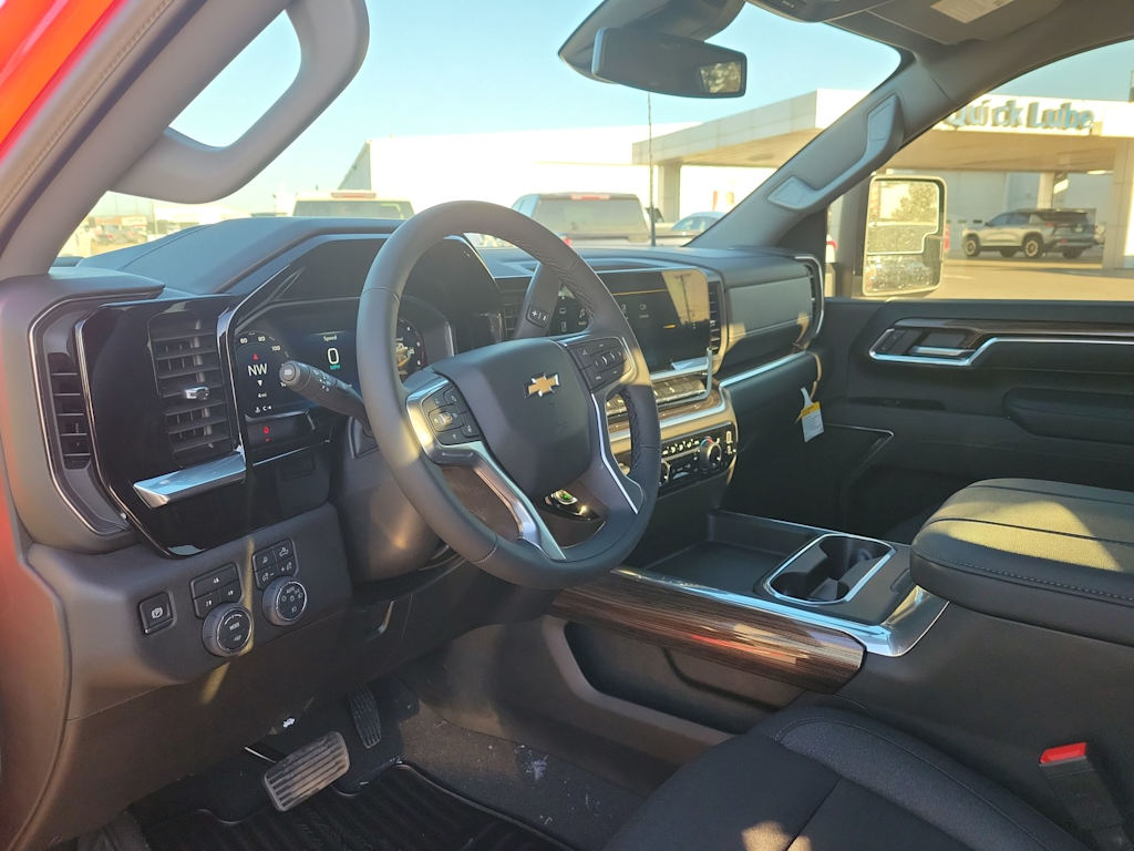 Thumbnail: 2026 Chevrolet Silverado 2500 - 2