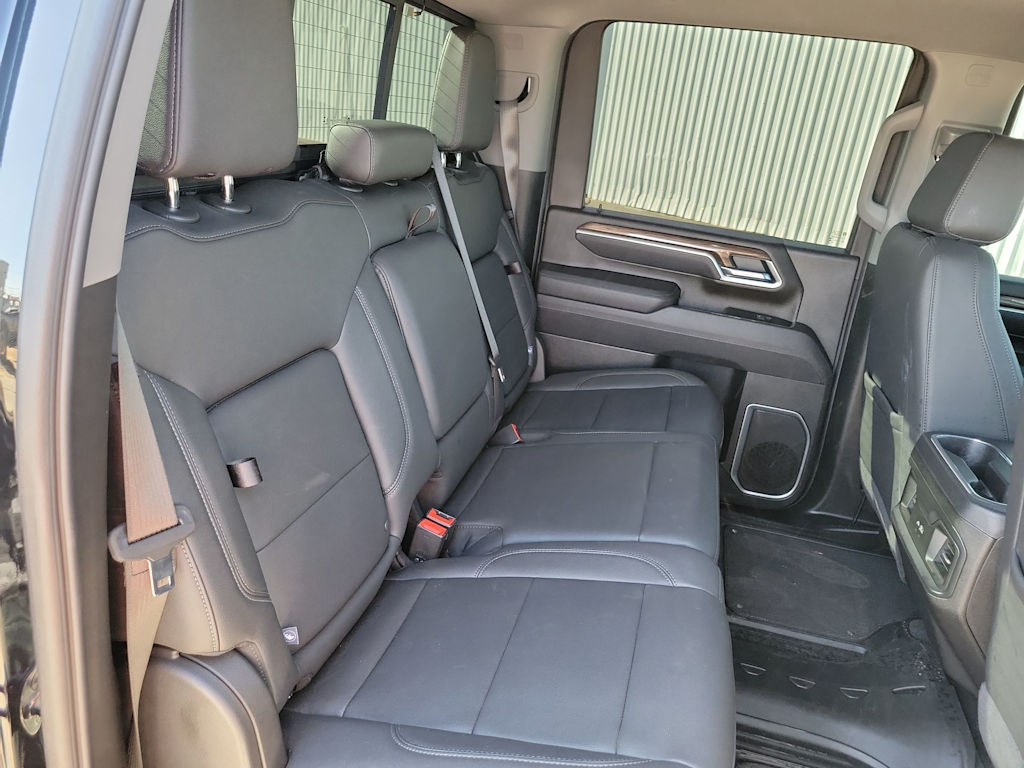 Thumbnail: 2025 Chevrolet Silverado 2500 - 21