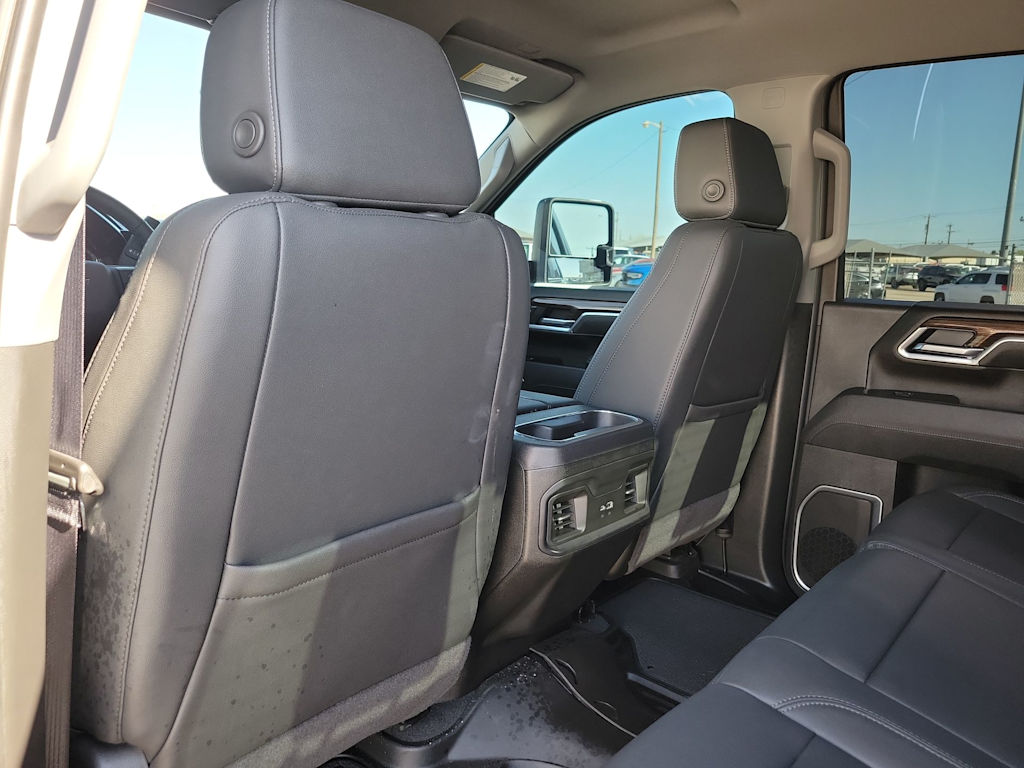 Thumbnail: 2025 Chevrolet Silverado 2500 - 13