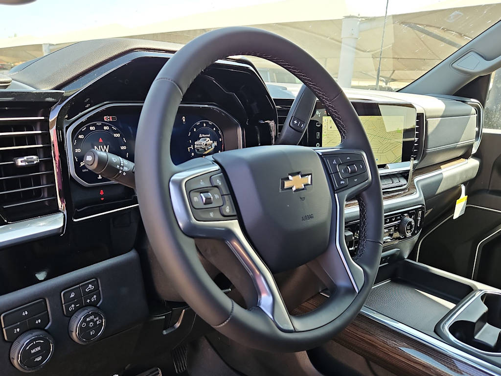 Thumbnail: 2026 Chevrolet Silverado 2500 - 14