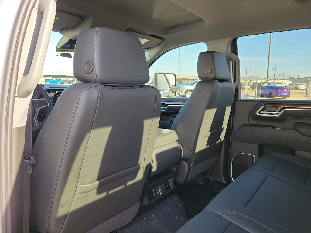 Thumbnail: 2026 Chevrolet Silverado 2500 - 13