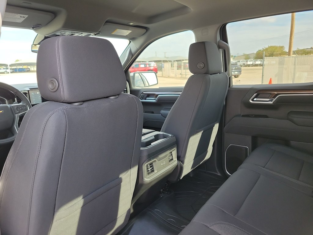 Thumbnail: 2026 Chevrolet Silverado 1500 - 13