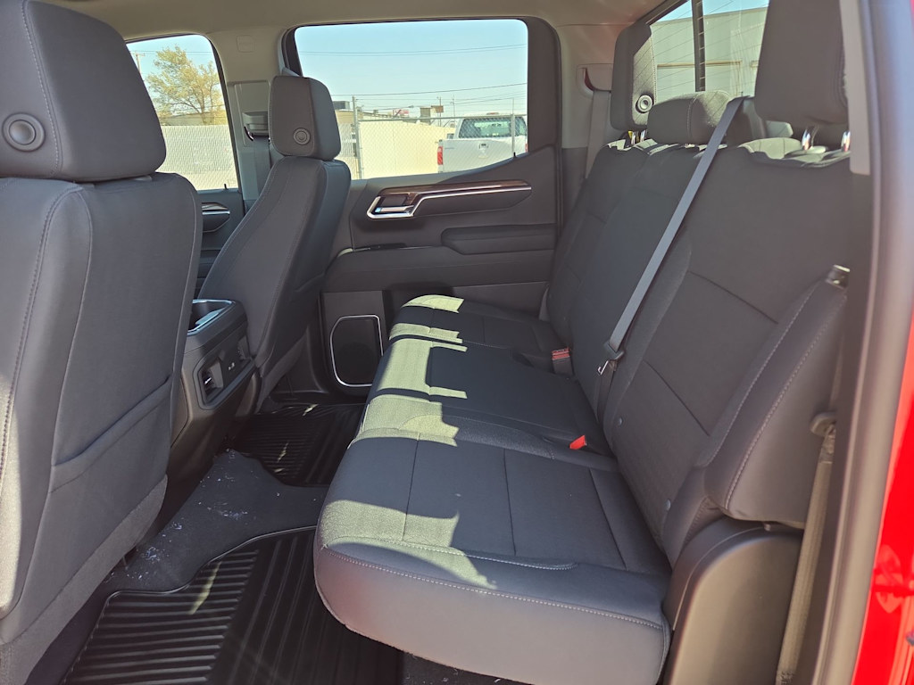 Thumbnail: 2026 Chevrolet Silverado 1500 - 26