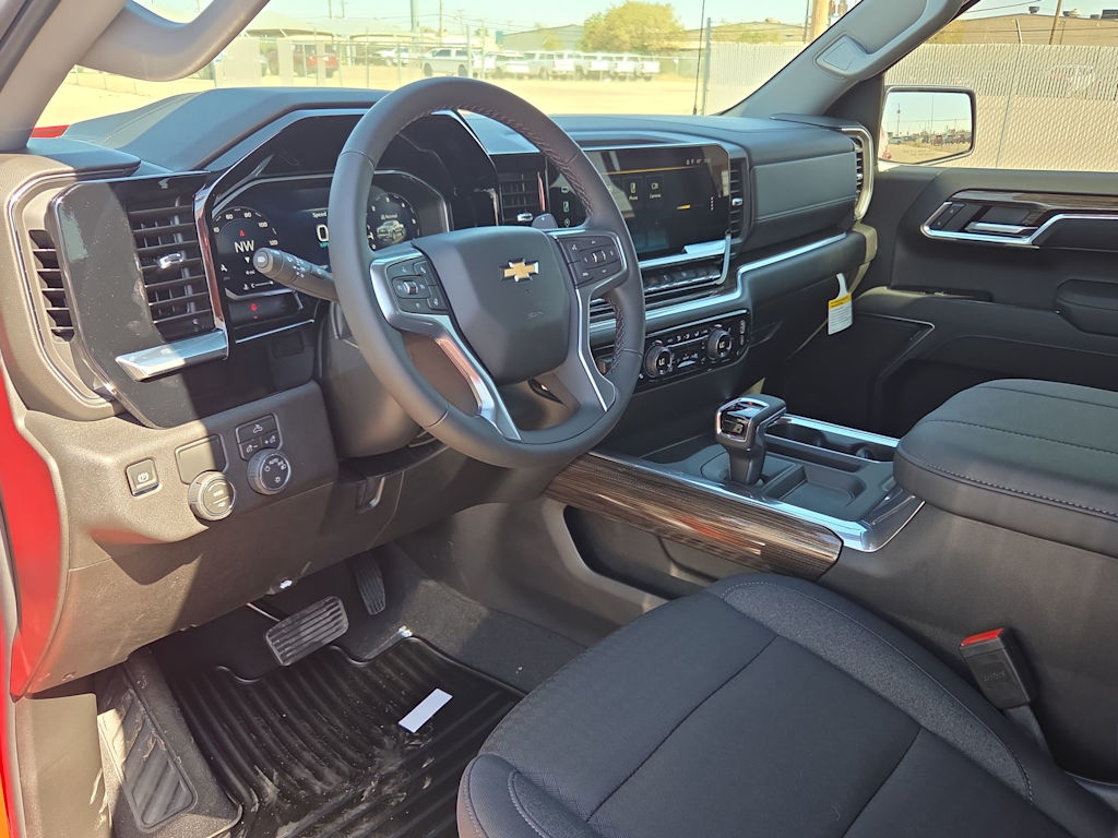 Thumbnail: 2026 Chevrolet Silverado 1500 - 2