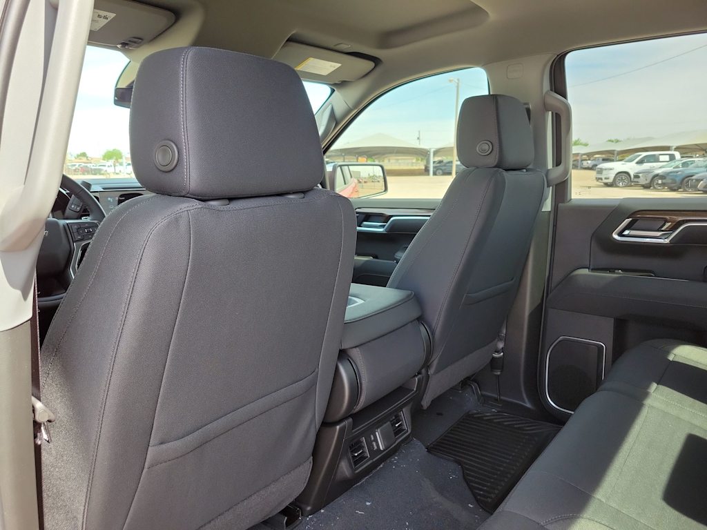 Thumbnail: 2026 Chevrolet Silverado 1500 - 12