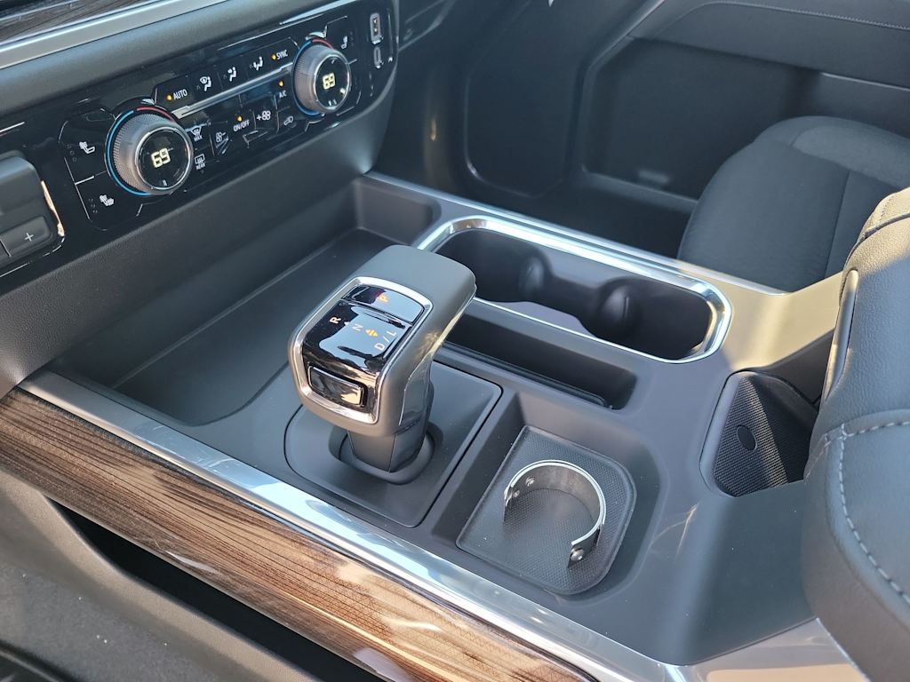 Thumbnail: 2025 Chevrolet Silverado 1500 - 16