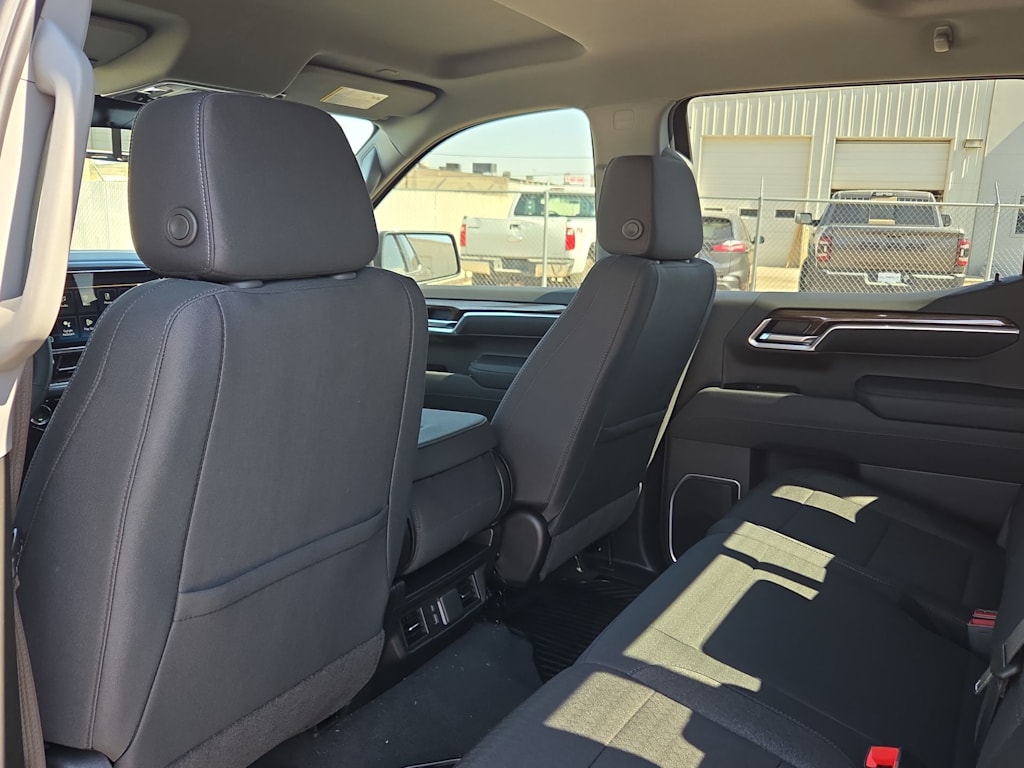 Thumbnail: 2026 Chevrolet Silverado 1500 - 12