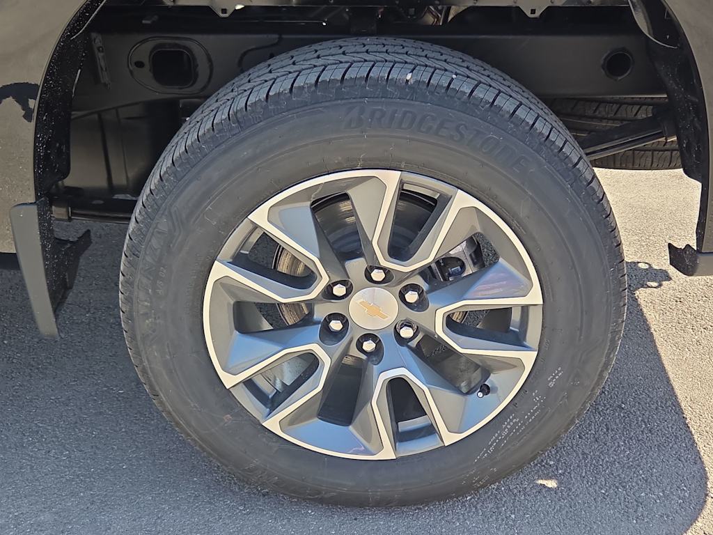 Thumbnail: 2026 Chevrolet Silverado 1500 - 8