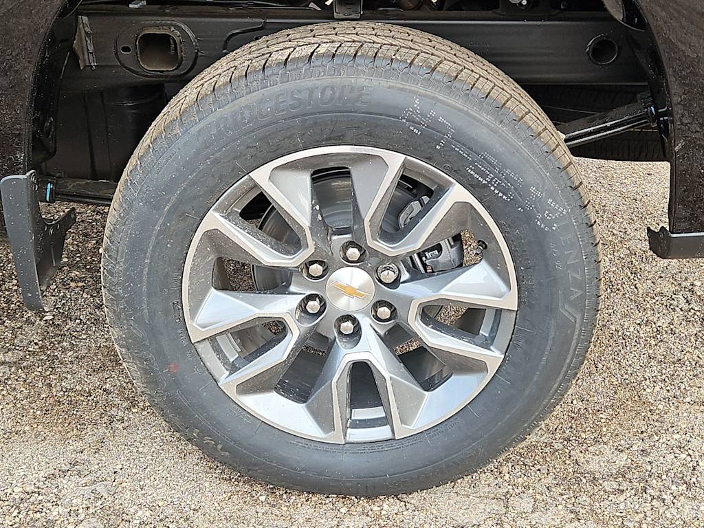Thumbnail: 2026 Chevrolet Silverado 1500 - 8