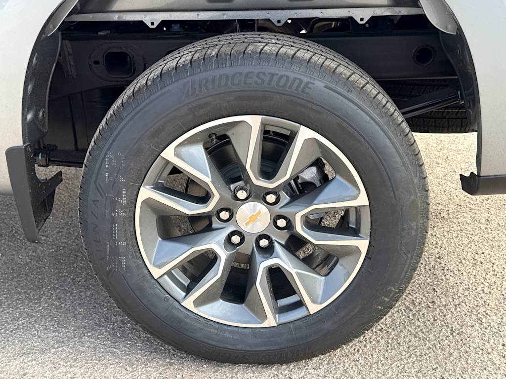 Thumbnail: 2026 Chevrolet Silverado 1500 - 8