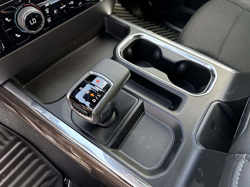 Thumbnail: 2026 Chevrolet Silverado 1500 - 16