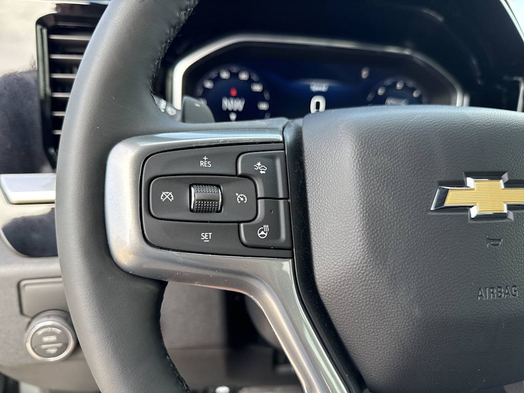Thumbnail: 2026 Chevrolet Silverado 1500 - 24