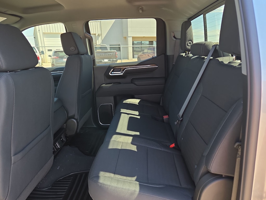 Thumbnail: 2026 Chevrolet Silverado 1500 - 25