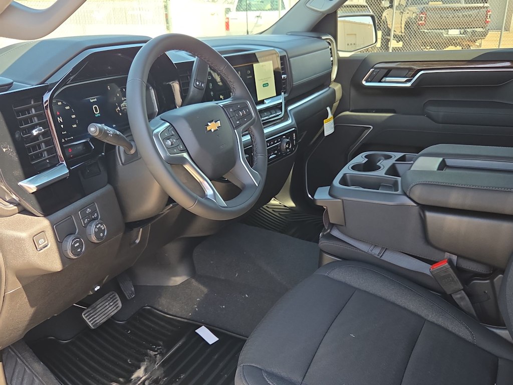 Thumbnail: 2026 Chevrolet Silverado 1500 - 2