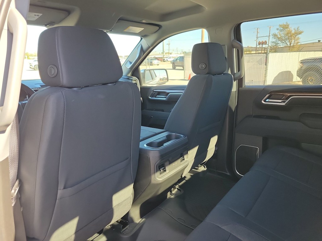 Thumbnail: 2026 Chevrolet Silverado 1500 - 13