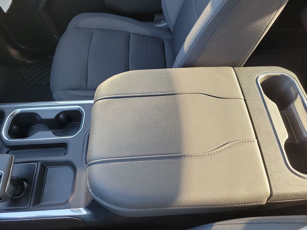 Thumbnail: 2026 Chevrolet Silverado 1500 - 26