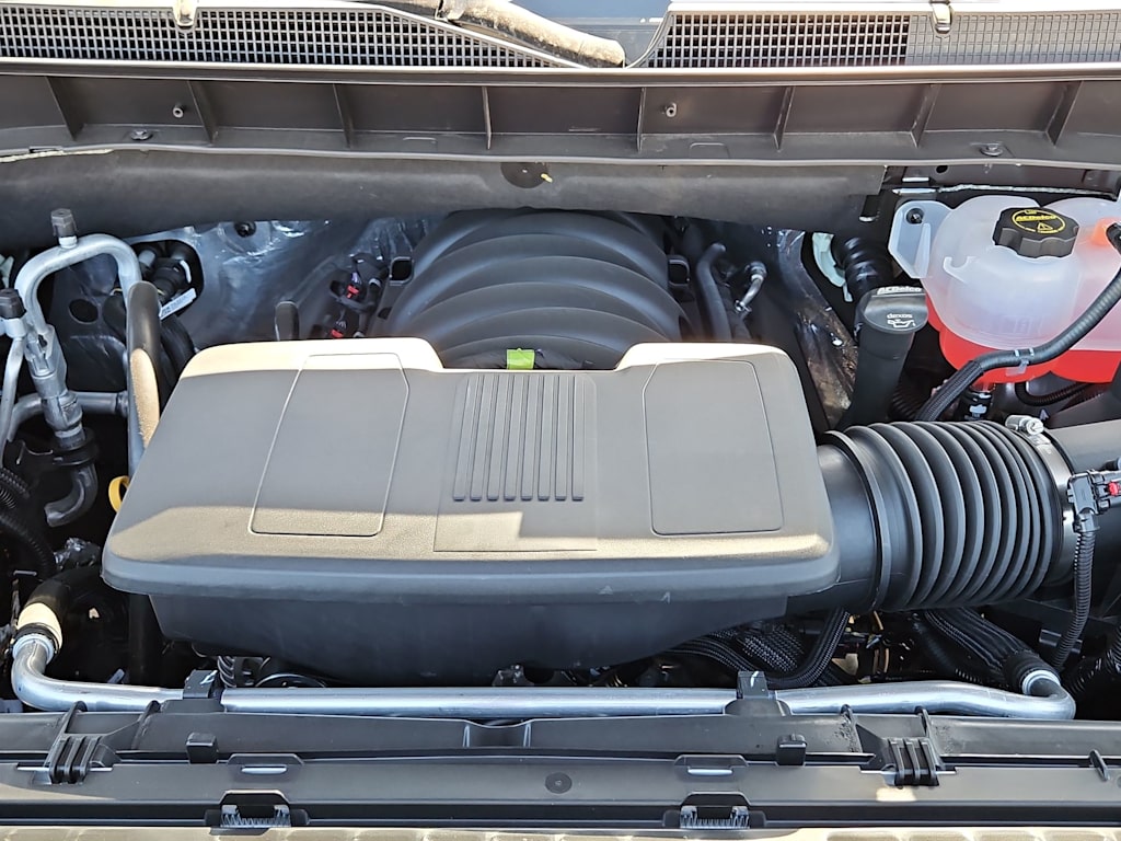 Thumbnail: 2026 Chevrolet Silverado 1500 - 9