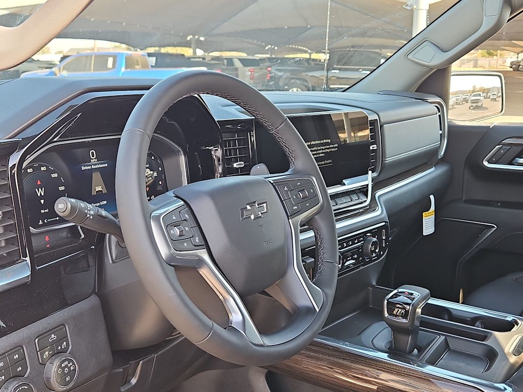 Thumbnail: 2026 Chevrolet Silverado 1500 - 2