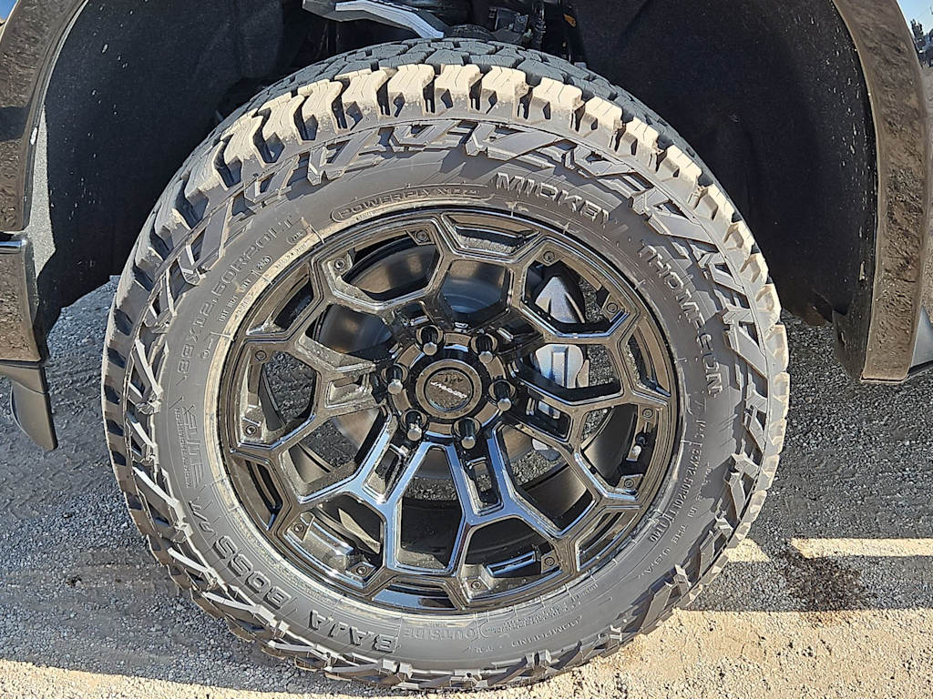 Thumbnail: 2026 Chevrolet Silverado 1500 - 8