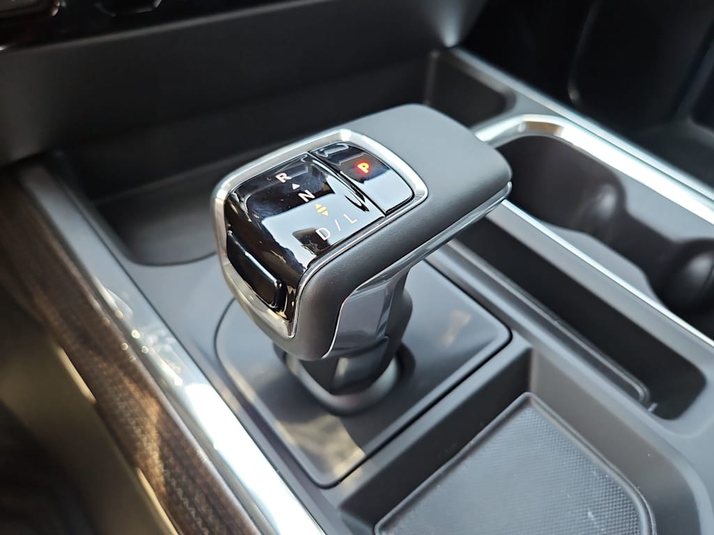 Thumbnail: 2026 Chevrolet Silverado 1500 - 16