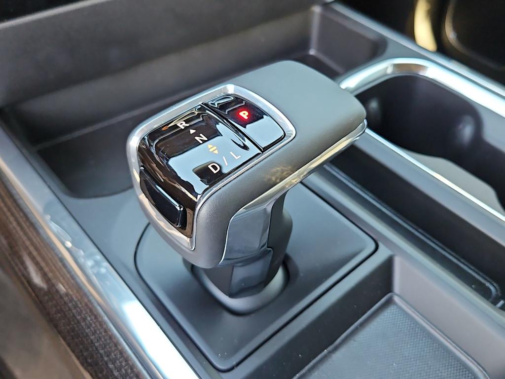 Thumbnail: 2026 Chevrolet Silverado 1500 - 16