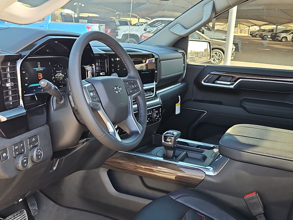 Thumbnail: 2026 Chevrolet Silverado 1500 - 2