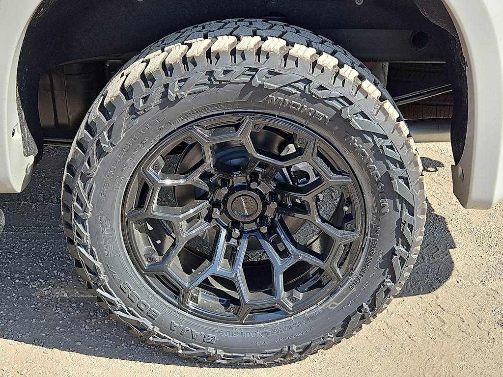 Thumbnail: 2026 Chevrolet Silverado 1500 - 8