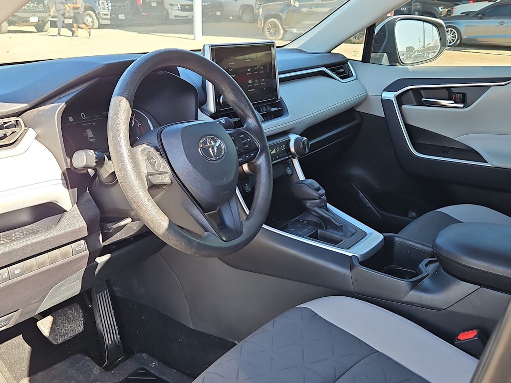 Thumbnail: 2025 Toyota RAV4 - 2