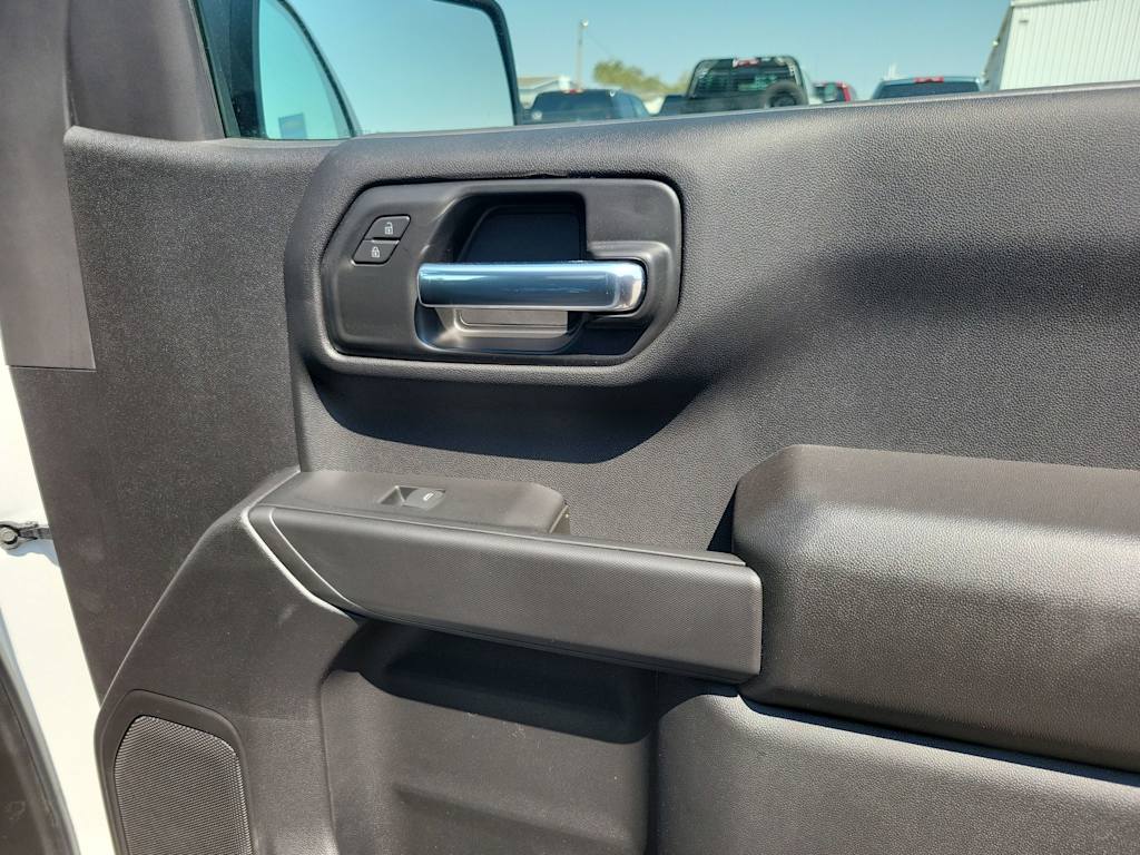 Thumbnail: 2026 Chevrolet Silverado 1500 - 28