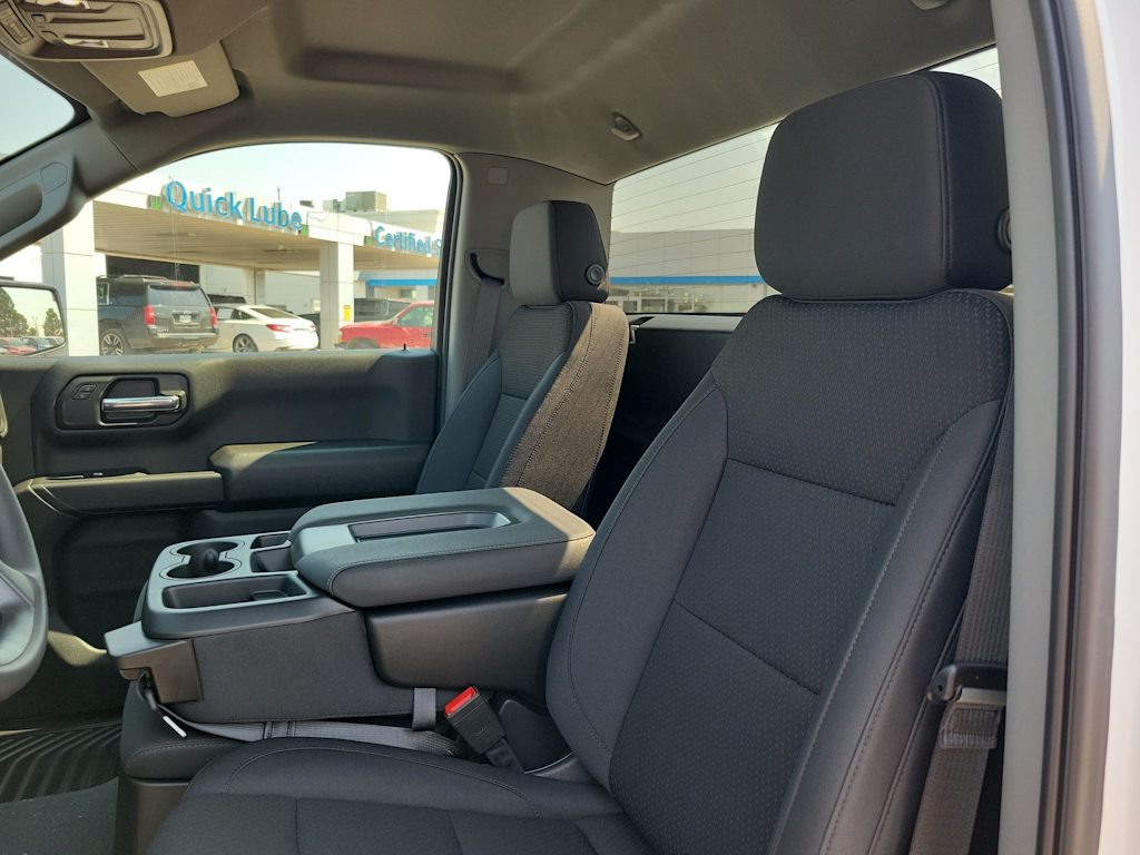 Thumbnail: 2026 Chevrolet Silverado 1500 - 11