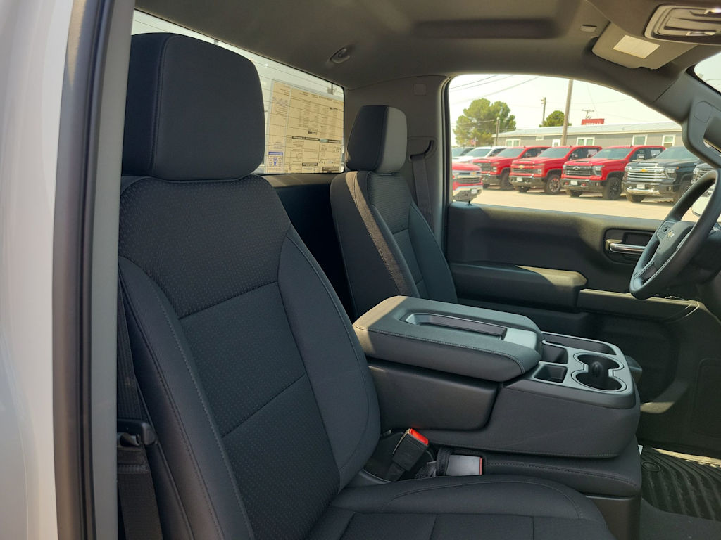 Thumbnail: 2026 Chevrolet Silverado 1500 - 12