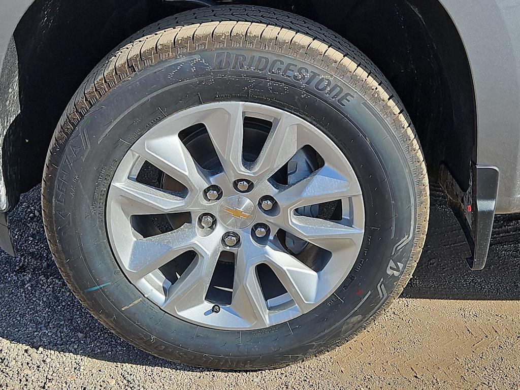 Thumbnail: 2026 Chevrolet Silverado 1500 - 8