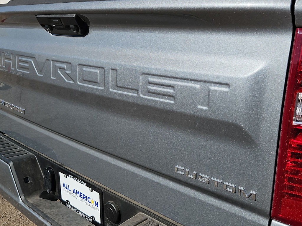Thumbnail: 2026 Chevrolet Silverado 1500 - 25