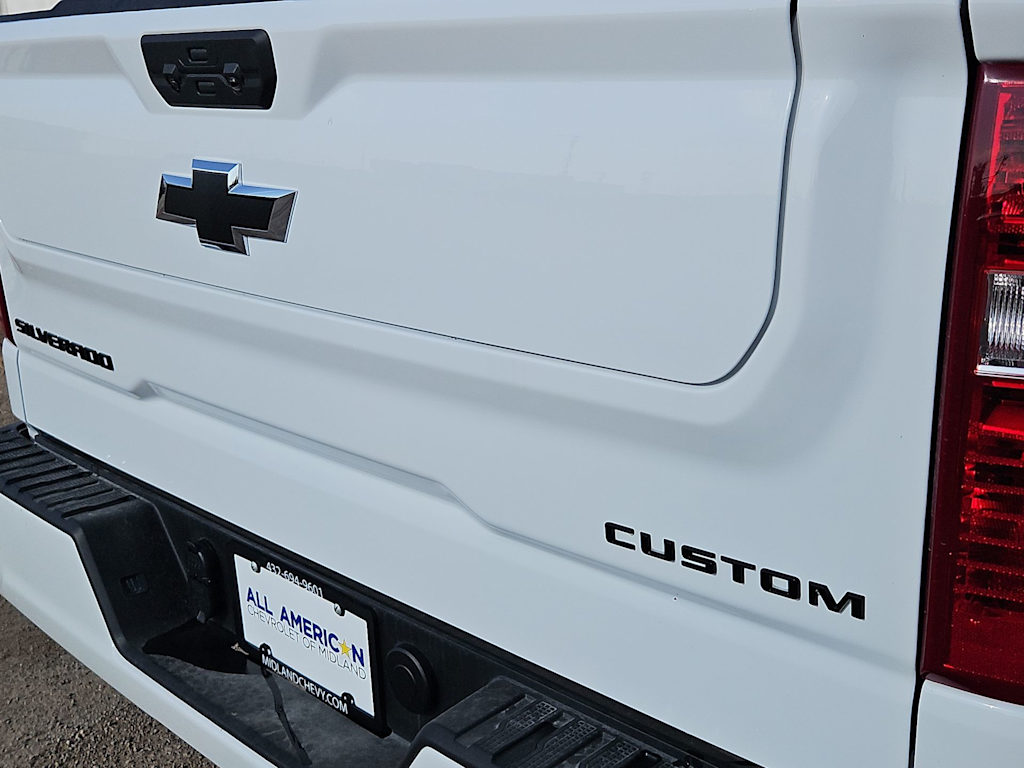 Thumbnail: 2026 Chevrolet Silverado 1500 - 25