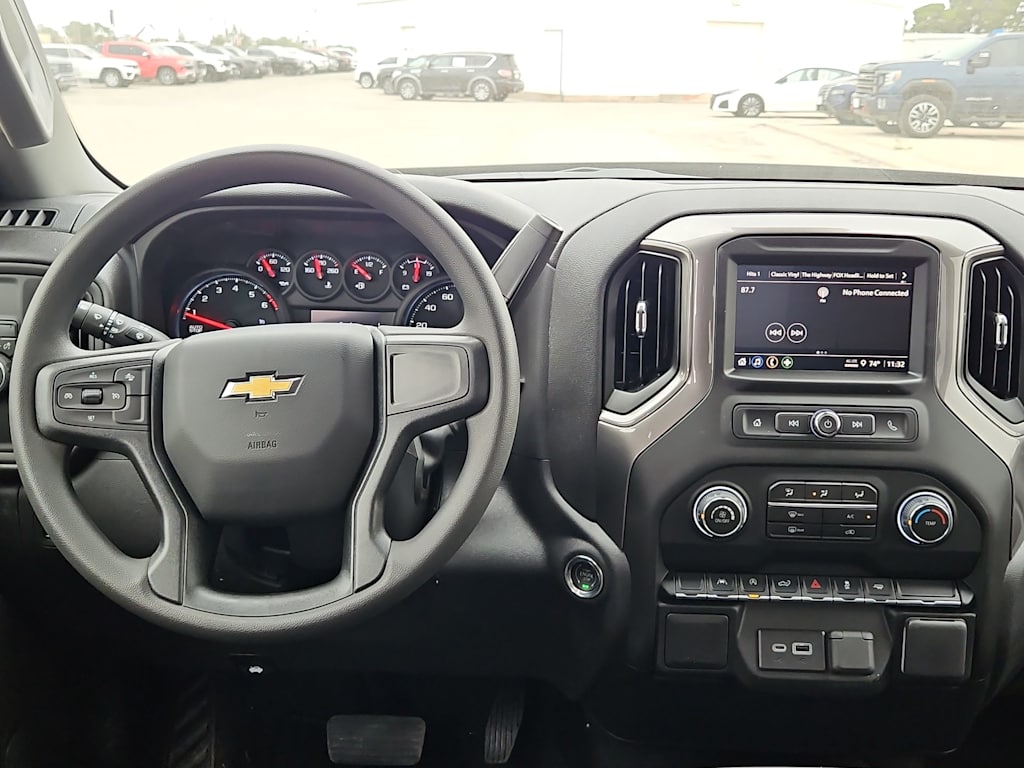 Thumbnail: 2026 Chevrolet Silverado 1500 - 10