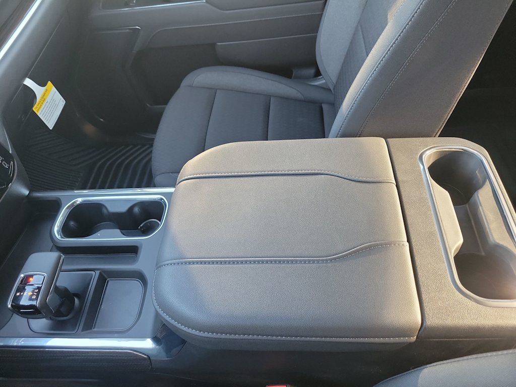 Thumbnail: 2026 Chevrolet Silverado 1500 - 26