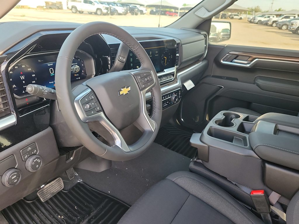 Thumbnail: 2026 Chevrolet Silverado 1500 - 2