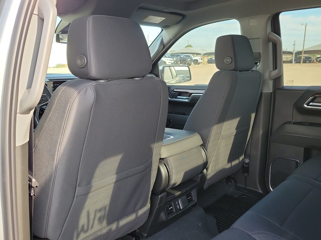 Thumbnail: 2026 Chevrolet Silverado 1500 - 12