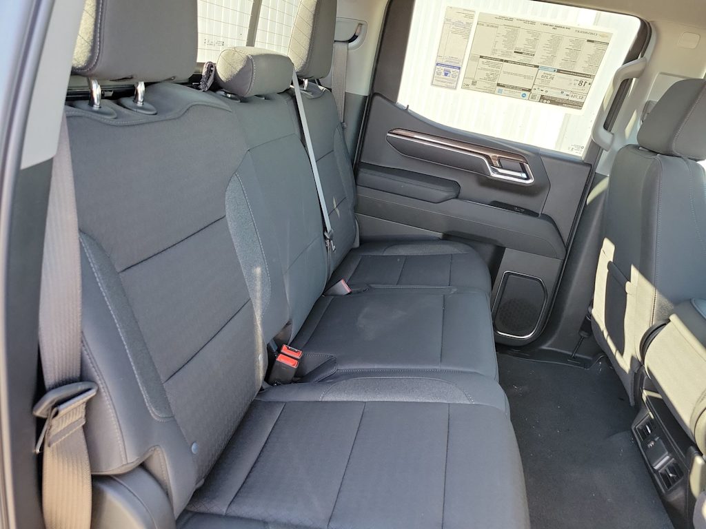 Thumbnail: 2026 Chevrolet Silverado 1500 - 26