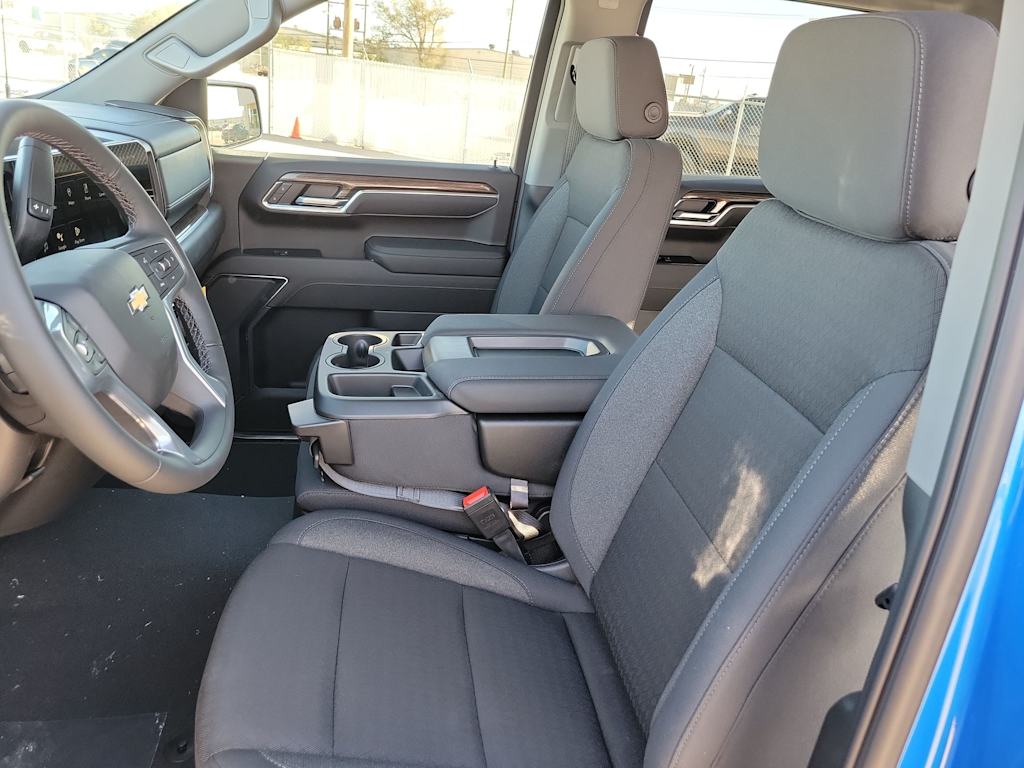 Thumbnail: 2026 Chevrolet Silverado 1500 - 11