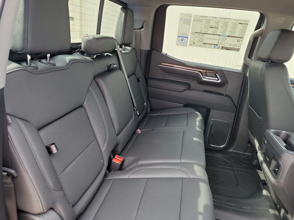 Thumbnail: 2026 Chevrolet Silverado 1500 - 13